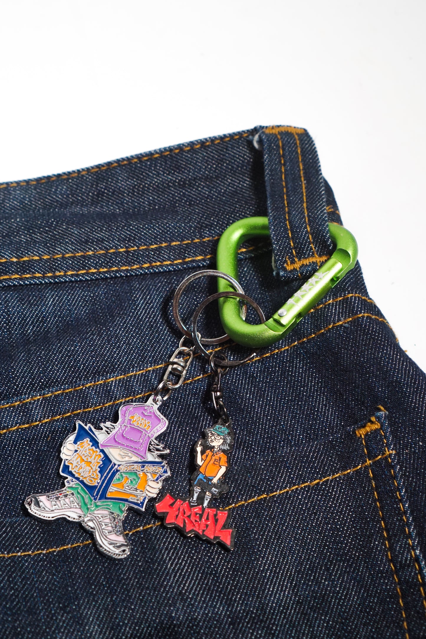 Keychain " 4Real Nerd Zine "