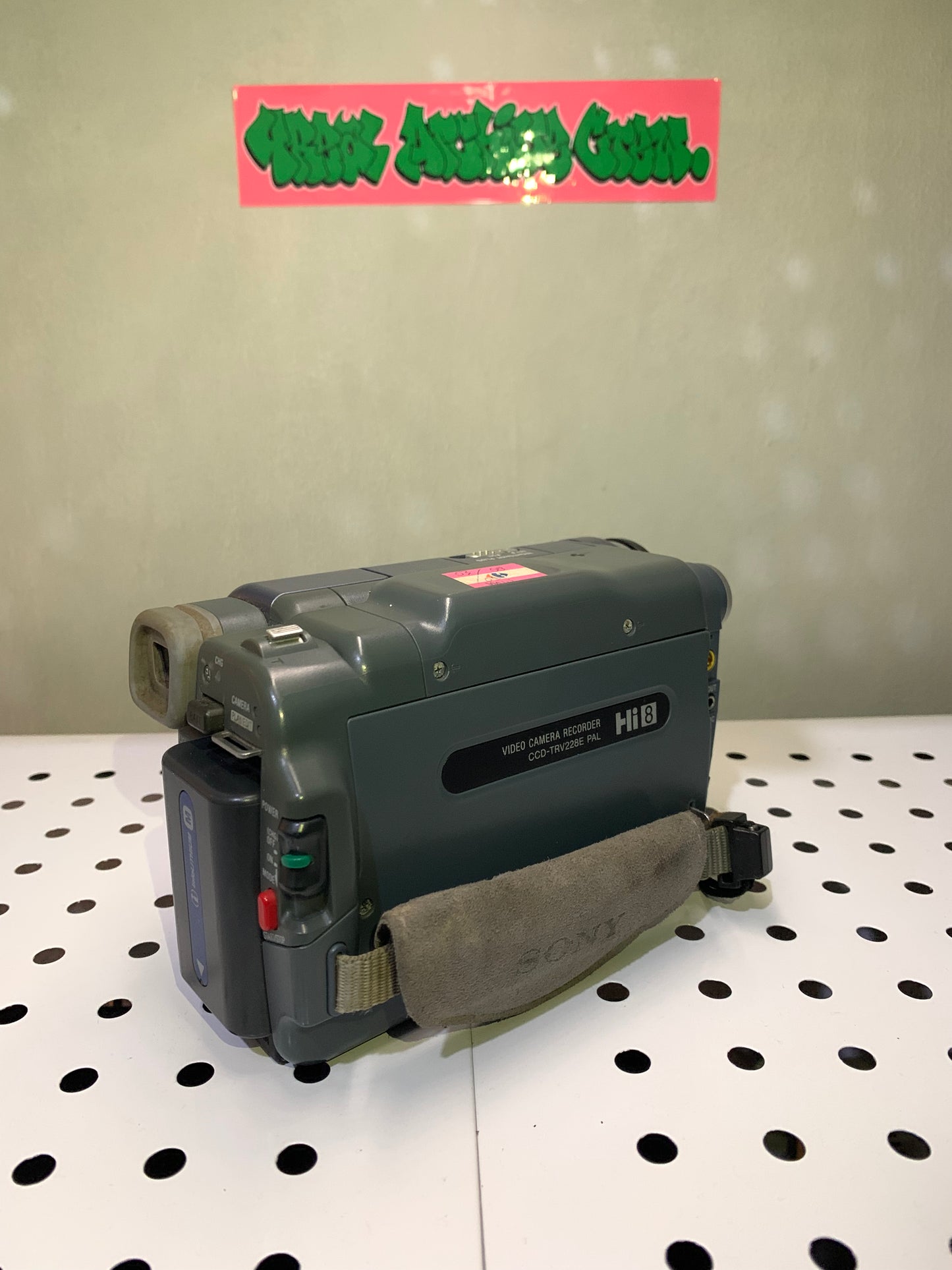 Sony trv 228e video hi8 ( fully working )