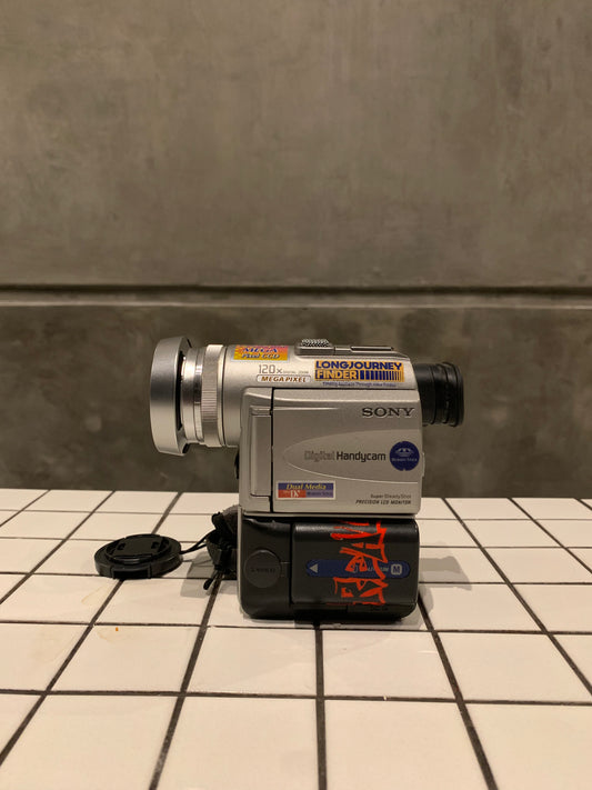 Sony DCR PC-100E
