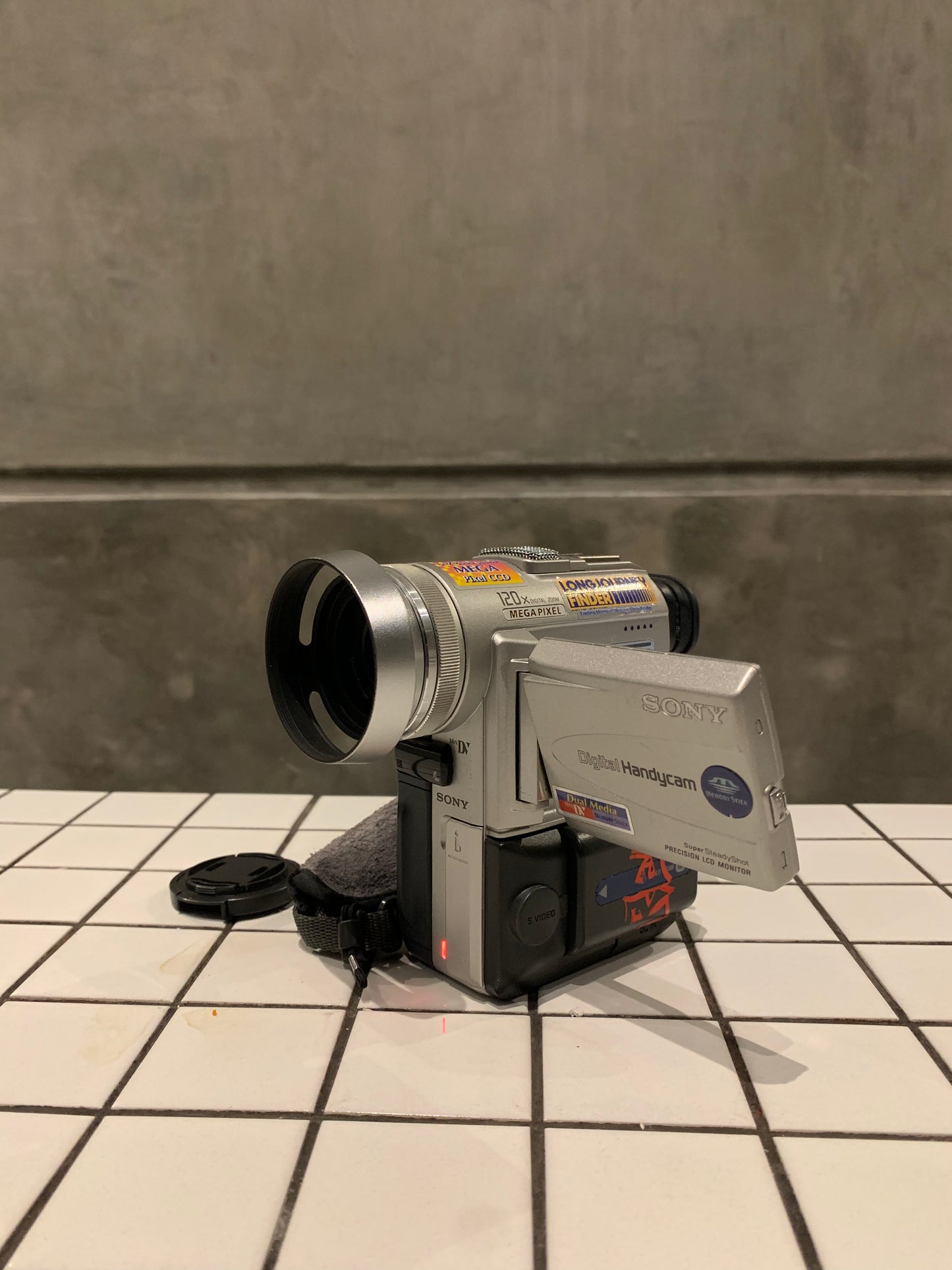 Sony DCR PC-100E