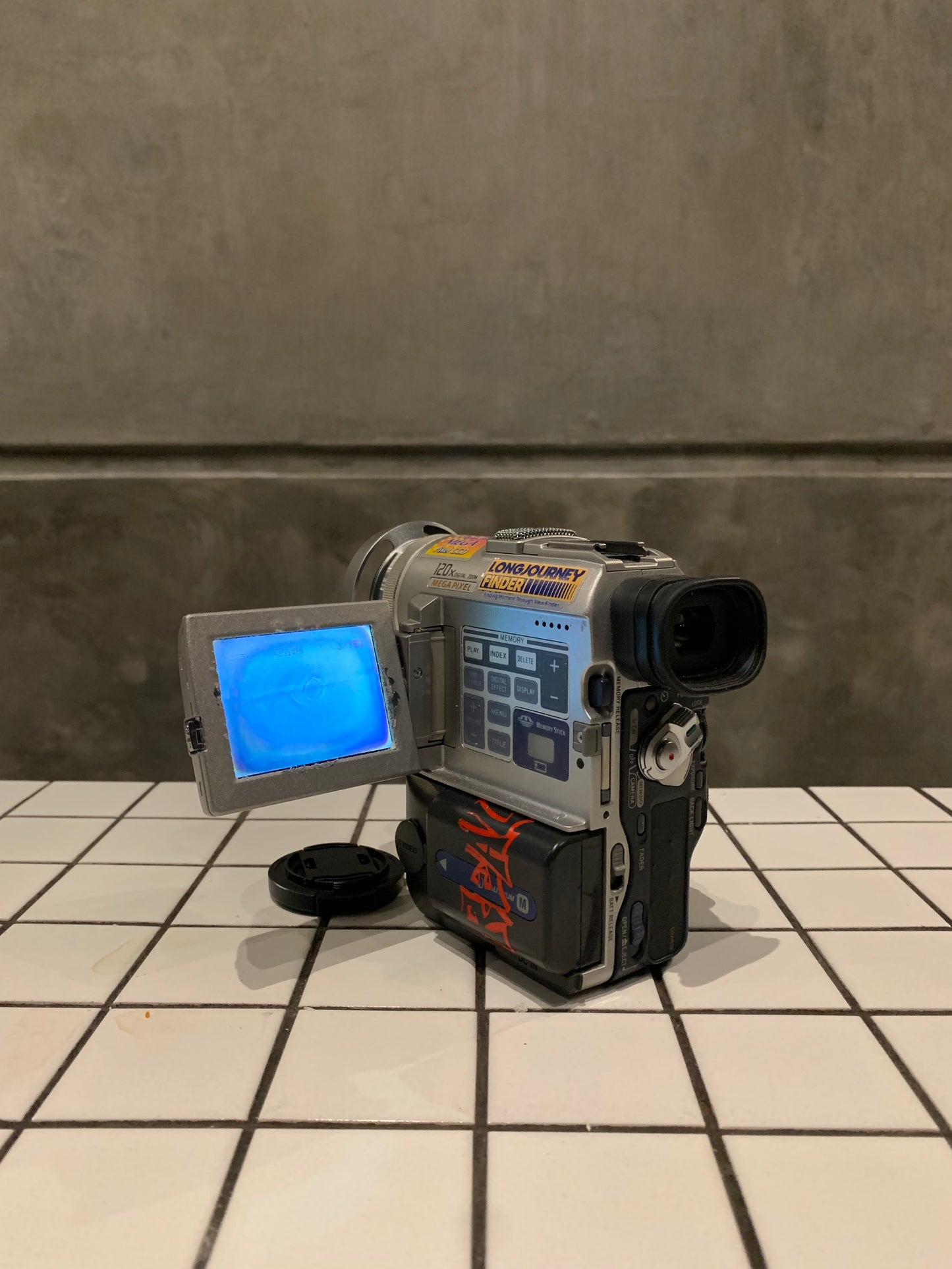 Sony DCR PC-100E