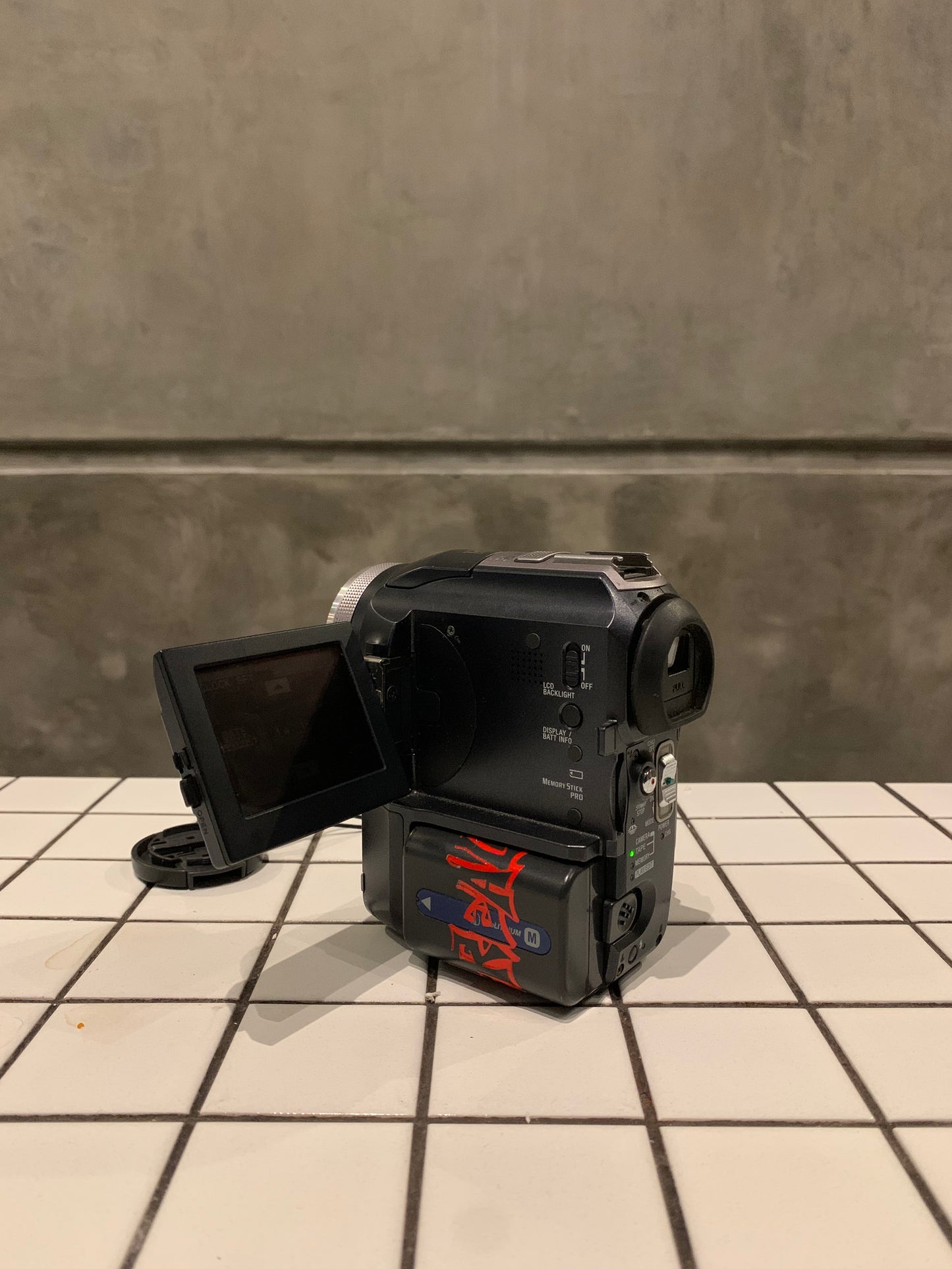Sony DCR PC-330E