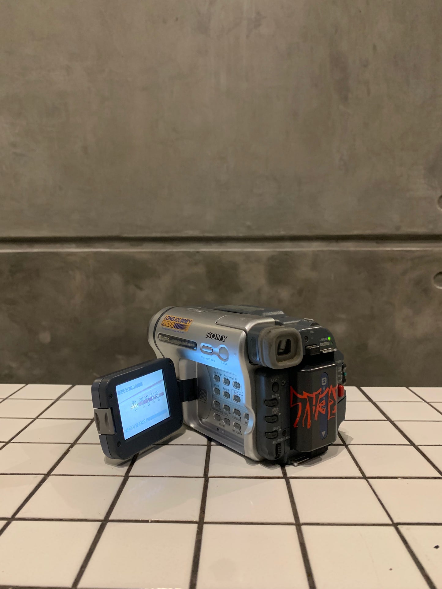 Sony TRV-265E
